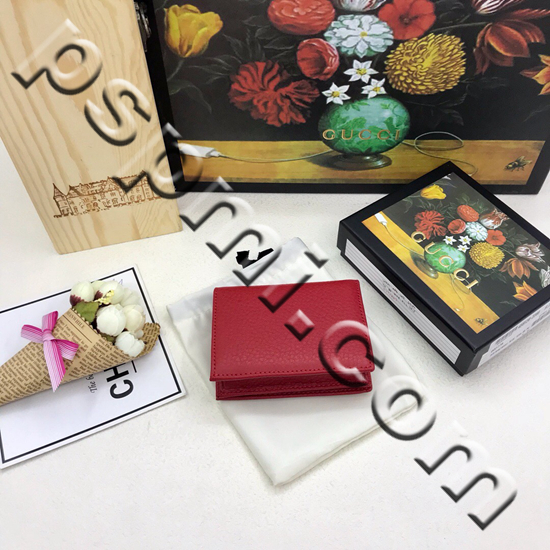 グッチ財布 レプリカ着用イメージ